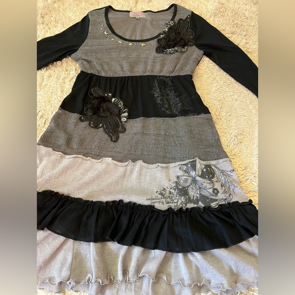 Pretty angel sweater dress lined an XL